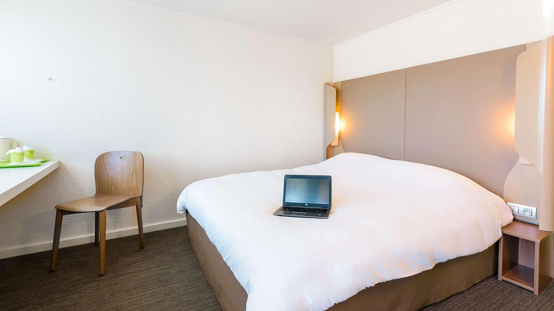 Campanile Toulouse Sesquieres Hotel
