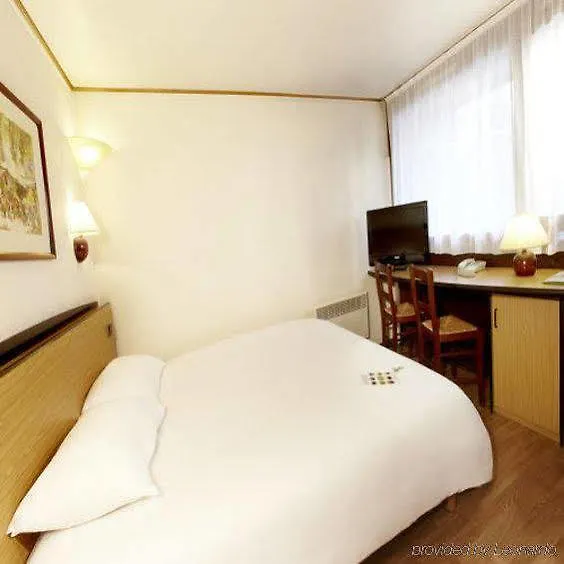 Campanile Toulouse Sesquieres Hotel